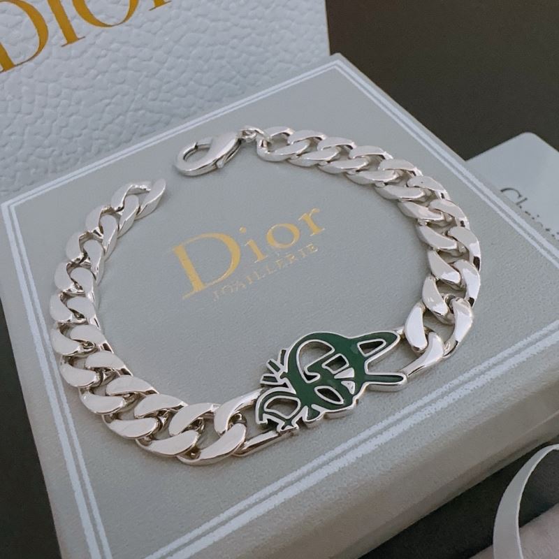 chr1st1an D10r bracelets